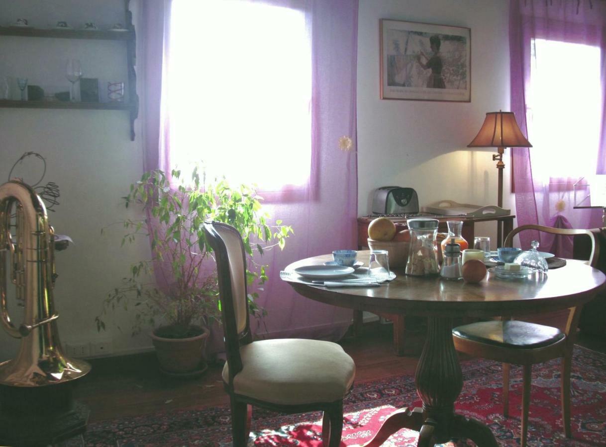 Dorsoduro461 Bed & Breakfast Venesia Bagian luar foto